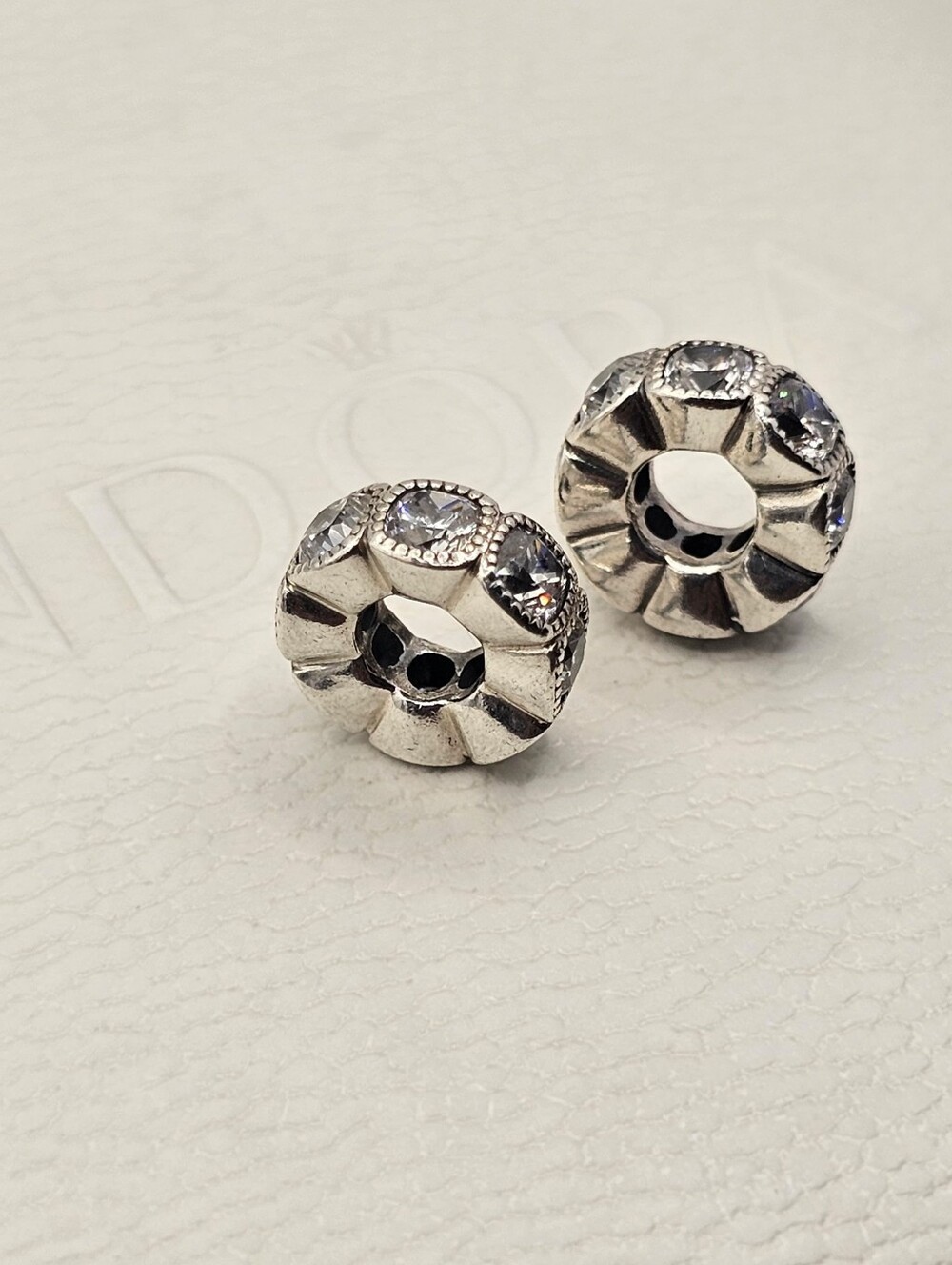 ⭐️ Authentic Pandora SPACERS - Picture 3 of 5